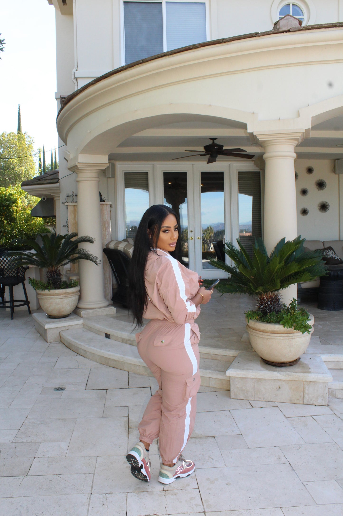 Jackie set