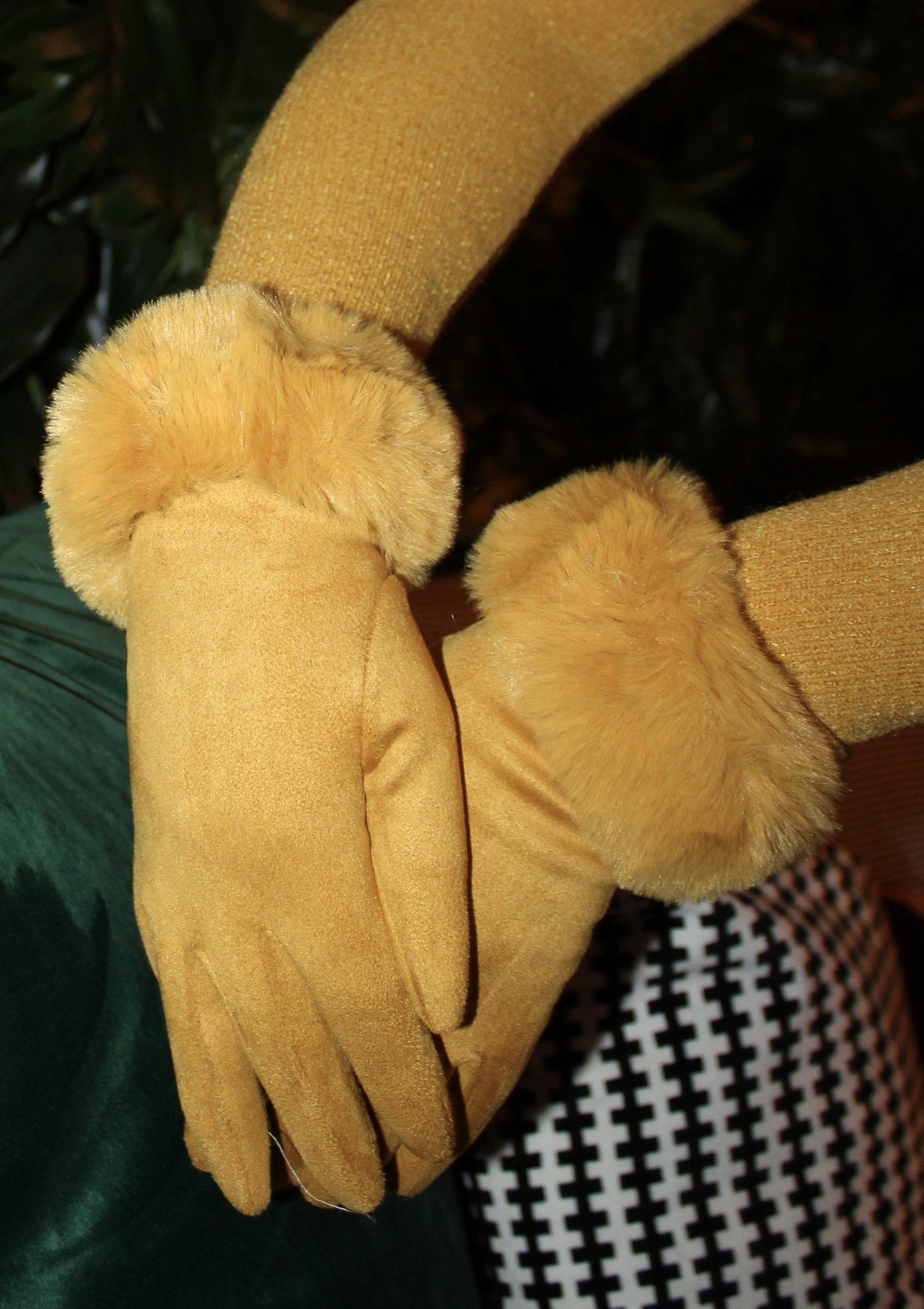 Camela Gloves Mustard